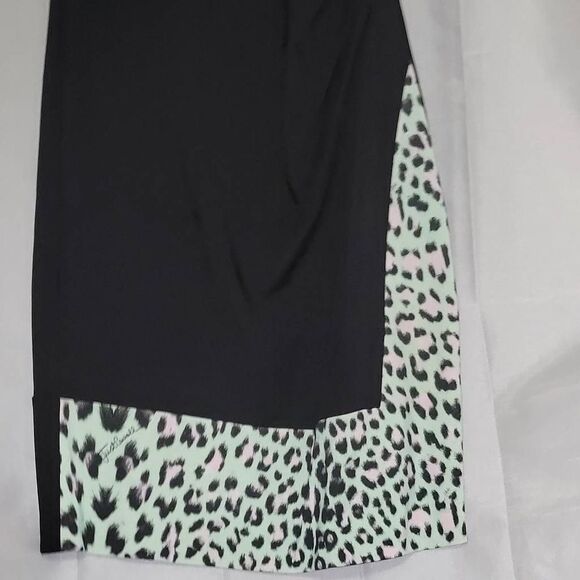 DVF Fabulous green and pink Animal Print Sheath Dress Final Discount - Picture 4 of 11